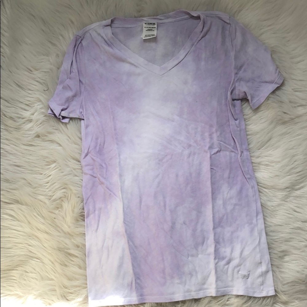 Victoria’s Secret PINK tshirt